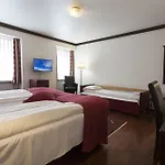Helnan Phonix 4*