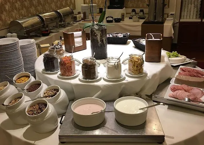 Отель Helnan Phonix