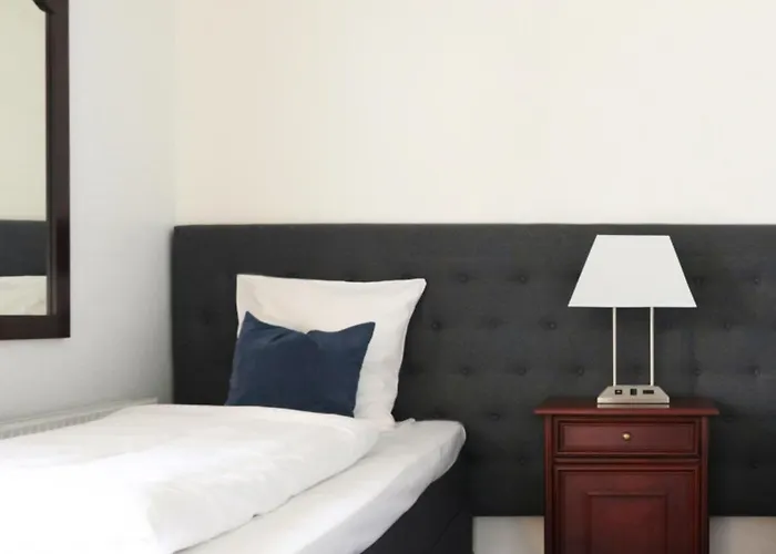 Отель Helnan Phonix 4*