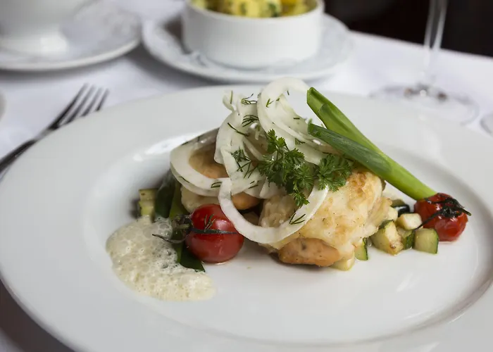 赫尔南凤凰酒店 酒店 4*