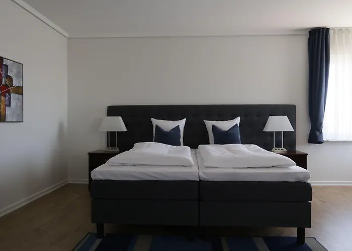 Helnan Phonix Отель 4*