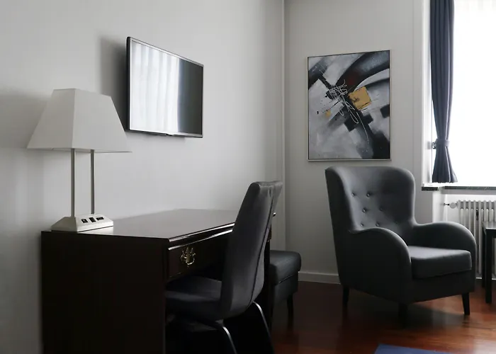 Отель Helnan Phonix 4*